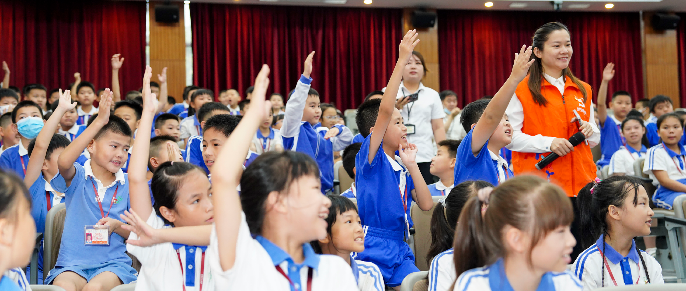 918博天娱乐官网暖童心公益运动，，，，，康健课堂走进校园